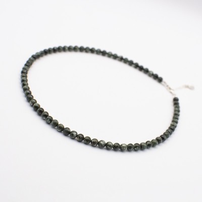 Kuličky z pravého serafinitu ve stříbře / Přírodní minerál .