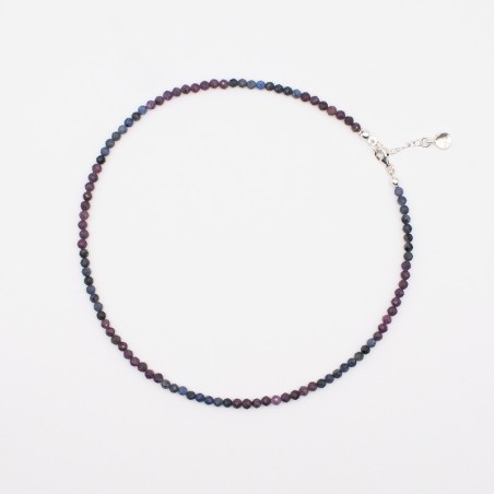 Náhrdelník z broušených safíru a rubínu / Stříbro 925.