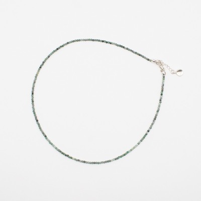 Jemný smaragdový náhrdelník / Stříbro 925.