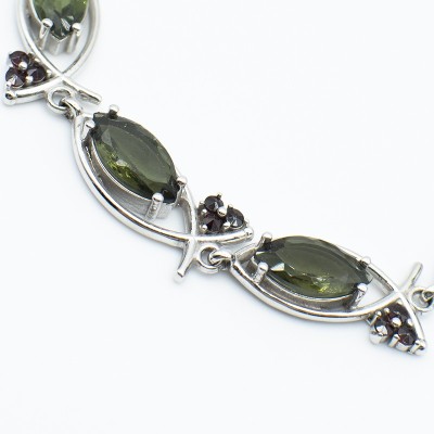 Náramek s vltavínem a českým granátem