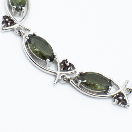 Náramek s vltavínem a českým granátem