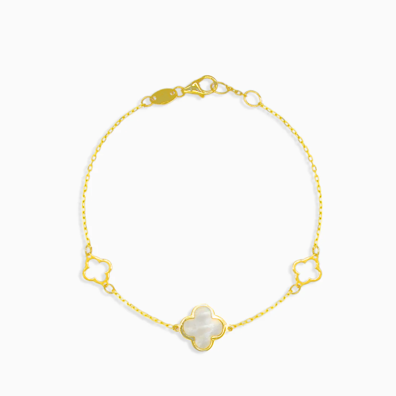 Zlatý náramek s perleťovým čtyřlístkem